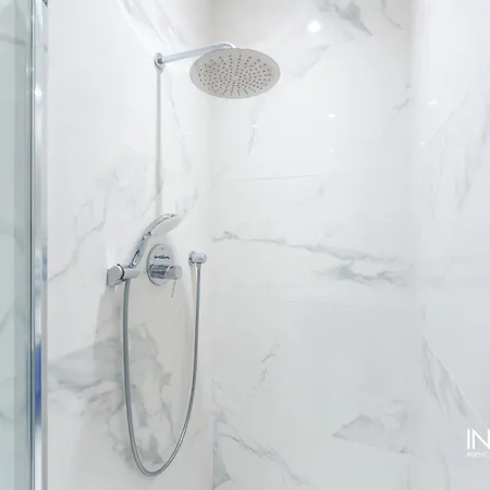 3l Kosciuszki 16 Premium No Balcony * 科沃布热格